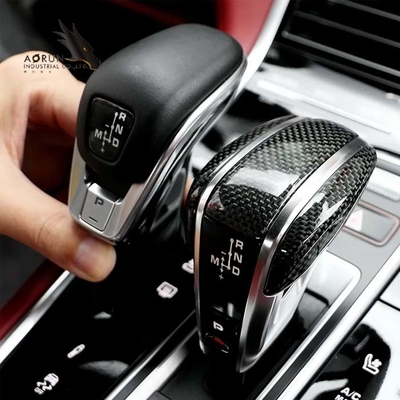 Botão interior superior do deslocamento do carro do punho da engrenagem da fibra do carbono do carro para Porsche Cayenne Panamera 2018-2022 2017-2022