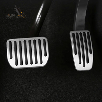 O pedal de acelerador do freio do desempenho para o pedal do pé do Tesla Model 3/Y -2022 acolchoa acessórios do carro 2Pcs